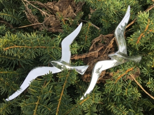 Pair of silhouette seagulls - like bird silhouette, aluminum.